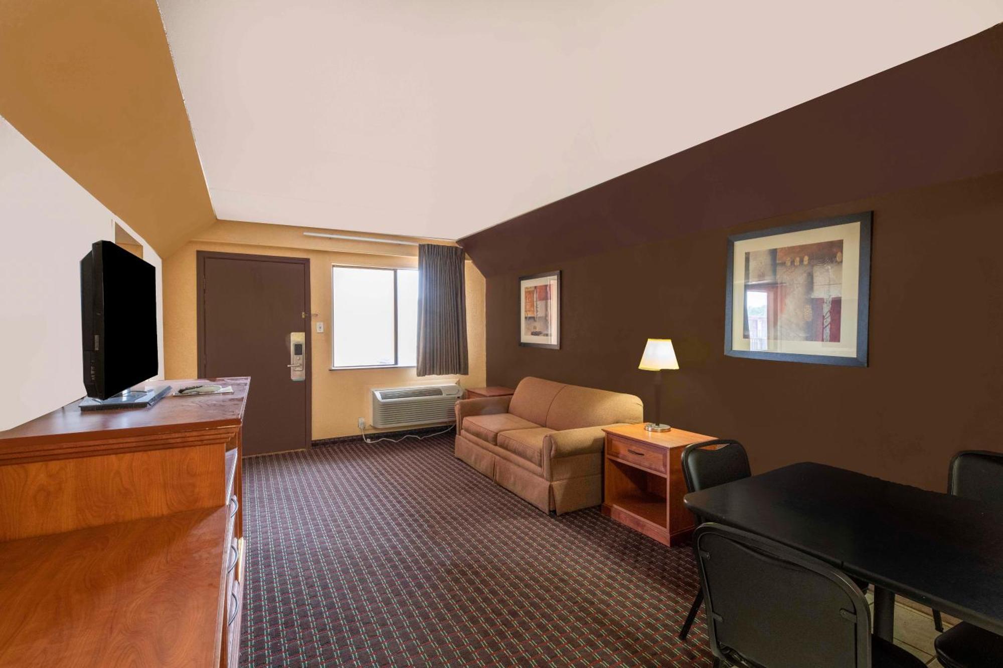 Oyo Tx, East Business 20 Hotel